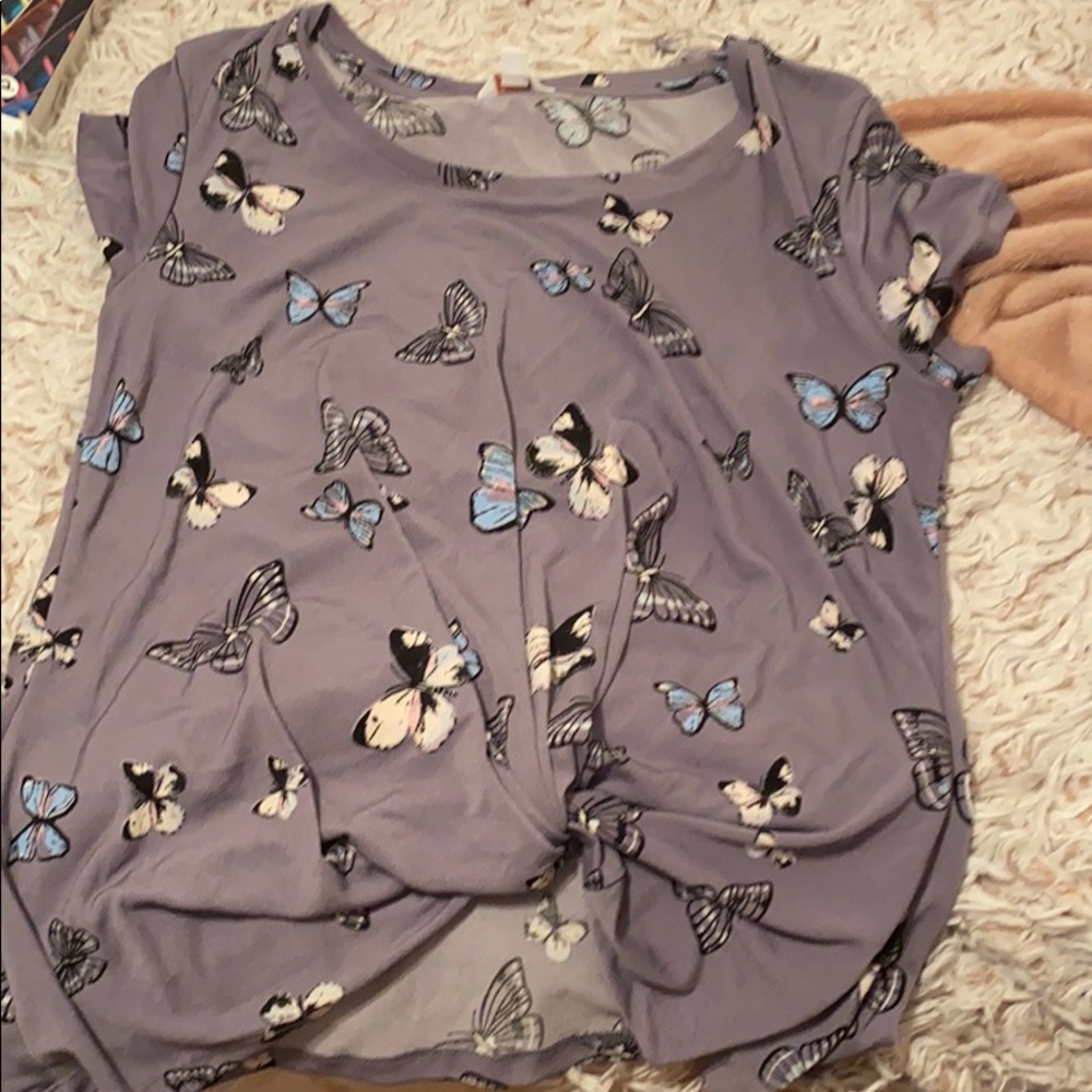 Short sleeve blouse twisted front